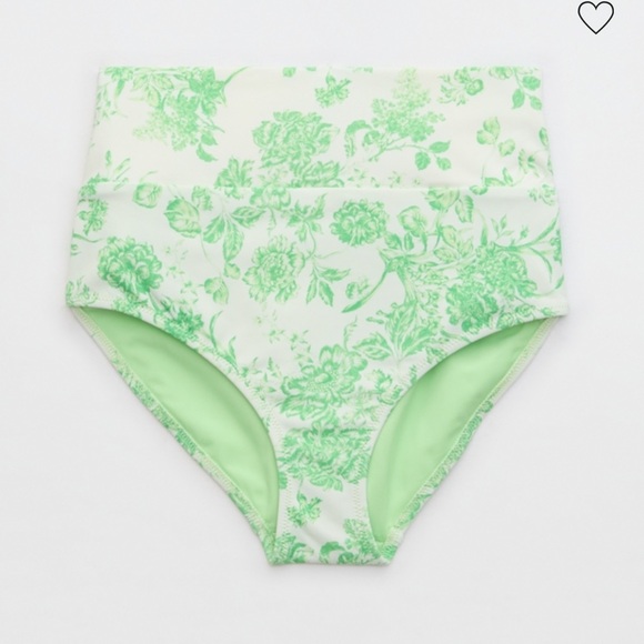 American Eagle
Aerie Ruffle String Triangle Bikini Set. S bottom, L top NWT - Picture 8 of 13